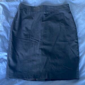 Banana Republic classic pencil skirt in navy blue, size petite 0